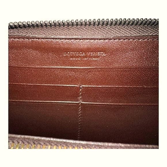 BOTTEGA VENETA BROWN ZIP LEATHER WALLET SILVER HARDWARE EUC - Picture 5 of 15